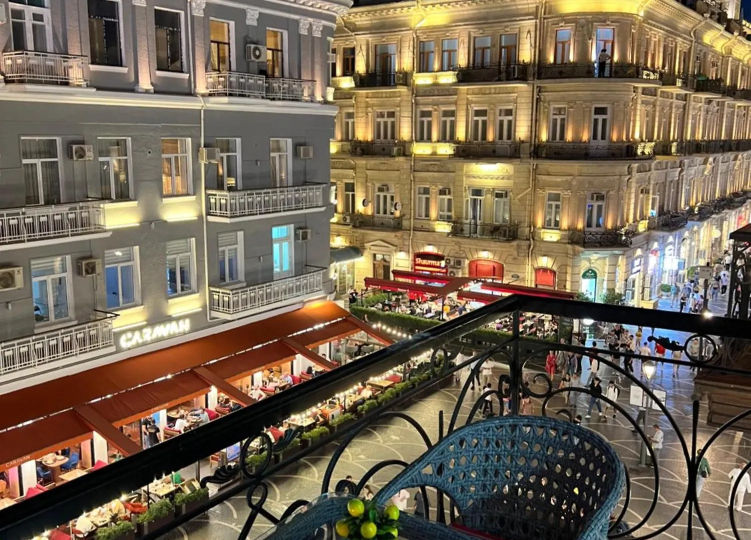Nizami Street Apartment With An Ideal Balcony Baku