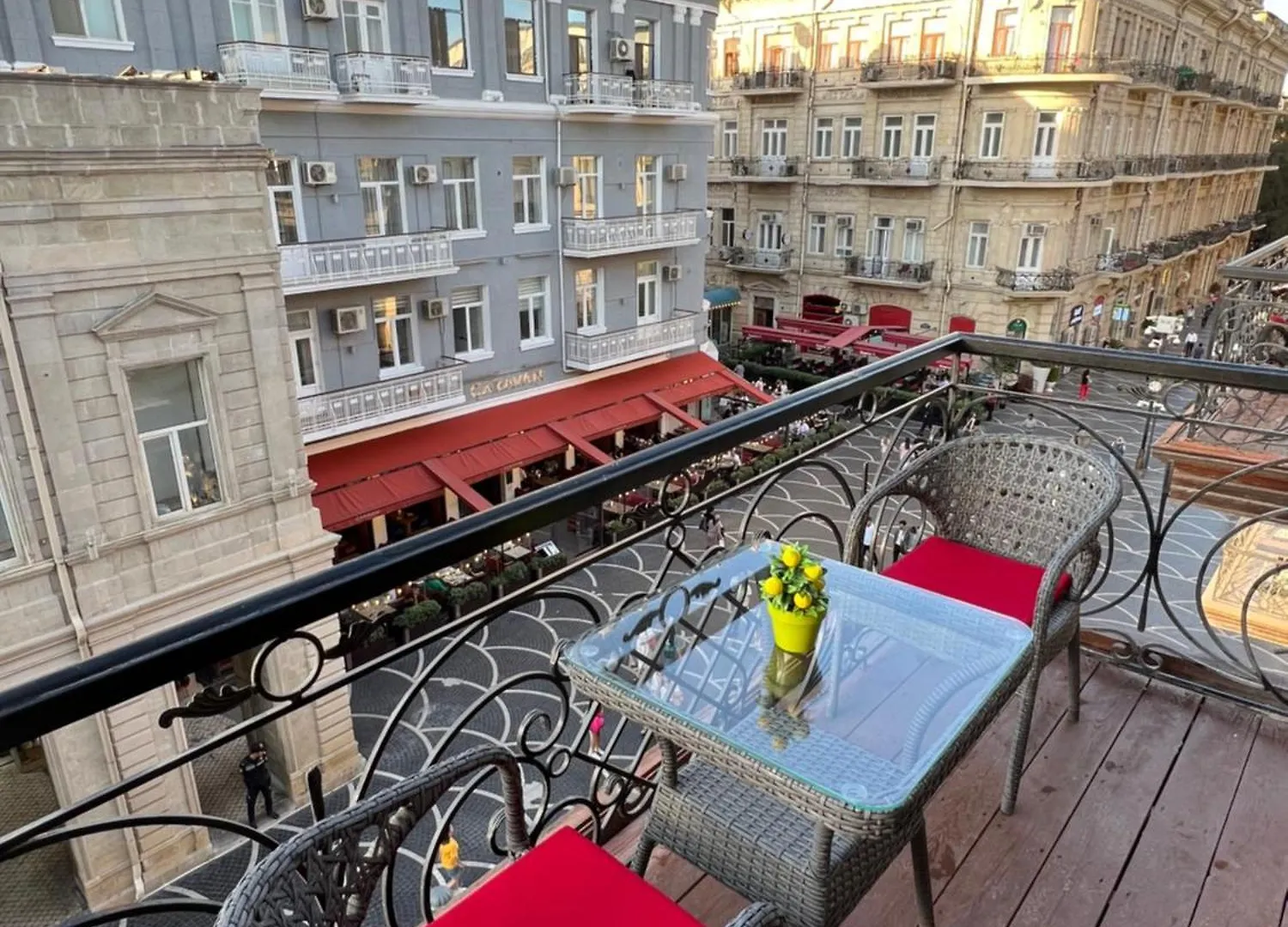 Nizami Street Apartment With An Ideal Balcony Baku